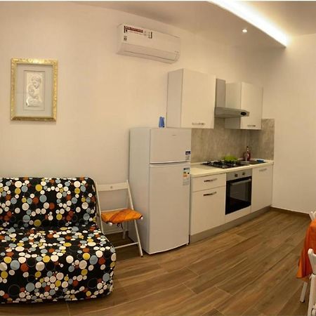 Claire'S Home Savona Buitenkant foto